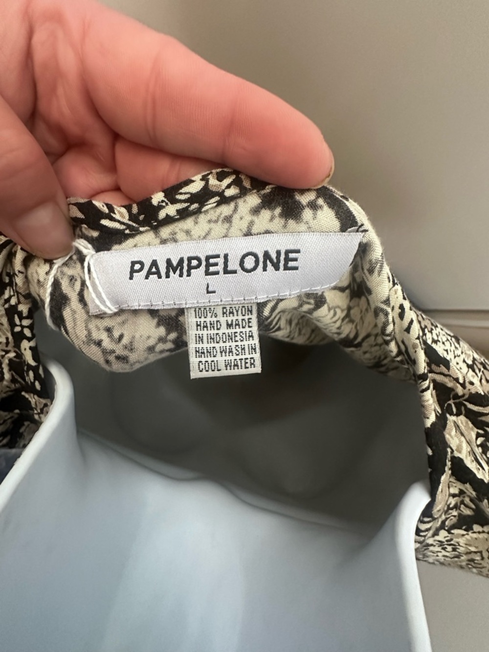 Pampelone Valentina Maxi Dress Black and Cream Floral V-Neck - Picture 2 of 12
